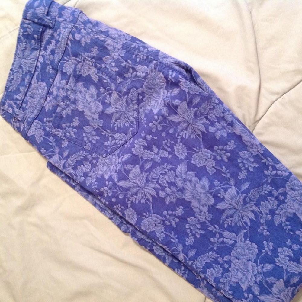 Lauren Conrad Blue Floral Crop Pants